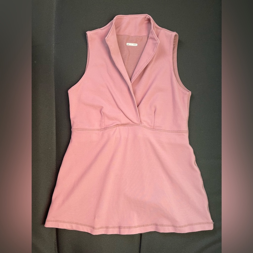 Lululemon size 8
